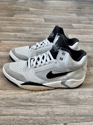Nike air flight lite mid - air,